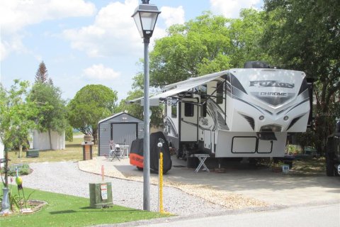 Terreno en Lake Wales, Florida № 2103939