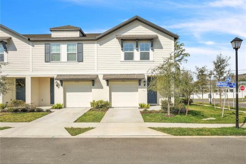 Touwnhouse à vendre à Brandon, Floride: 3 chambres, 141.68 m2 № 1516734 - photo 1