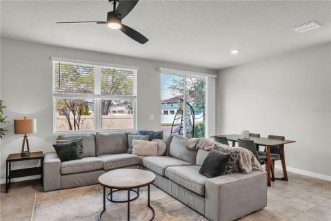 Touwnhouse à vendre à Brandon, Floride: 3 chambres, 141.68 m2 № 1516734 - photo 19