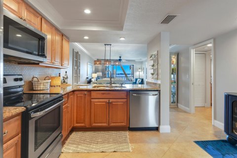 Condo in Stuart, Florida, 2 bedrooms  № 2182808 - photo 7