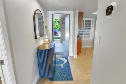 Condo in Stuart, Florida, 2 bedrooms  № 2182808 - photo 3