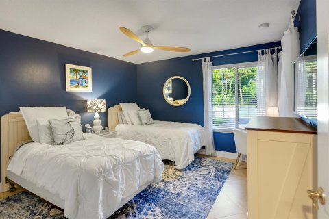 Condo in Stuart, Florida, 2 bedrooms  № 2182808 - photo 15