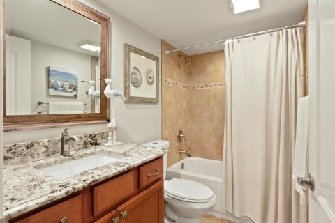 Condo in Stuart, Florida, 2 bedrooms  № 2182808 - photo 18