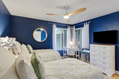Condo in Stuart, Florida, 2 bedrooms  № 2182808 - photo 16