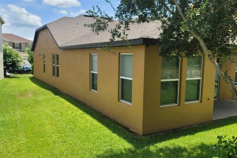 Villa ou maison à vendre à Minneola, Floride: 3 chambres, 194.35 m2 № 2237856 - photo 4