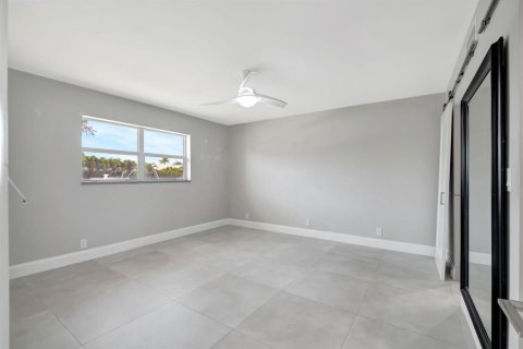 Copropriété à vendre à Boca Raton, Floride: 2 chambres, 98.1 m2 № 2253175 - photo 19