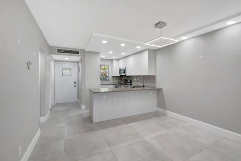 Copropriété à vendre à Boca Raton, Floride: 2 chambres, 98.1 m2 № 2253175 - photo 7