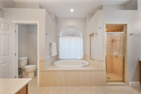 House in Auburndale, Florida 4 bedrooms, 221.76 sq.m. № 2398588 - photo 22