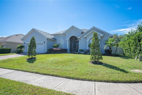 House in Auburndale, Florida 4 bedrooms, 221.76 sq.m. № 2398588 - photo 2
