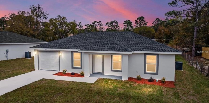 Villa ou maison à Dunnellon, Floride 3 chambres, 104.98 m2 № 2237769