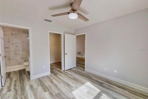 Villa ou maison à louer à Dunnellon, Floride: 3 chambres, 104.98 m2 № 2237769 - photo 9