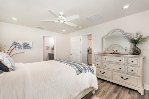Villa ou maison à vendre à Palm Bay, Floride: 4 chambres, 166.11 m2 № 2092958 - photo 16