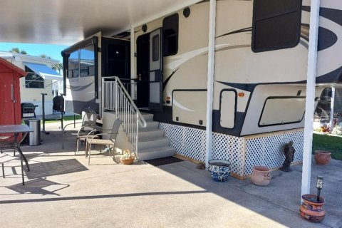 Condominio en venta en Okeechobee, Florida, 1 dormitorio, 37.16 m2 № 1290130 - foto 3