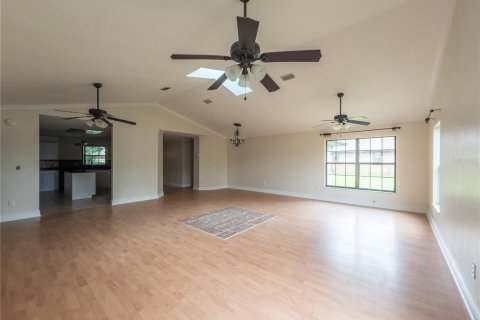 Casa en alquiler en Ocala, Florida, 3 dormitorios, 180.23 m2 № 1915090 - foto 5