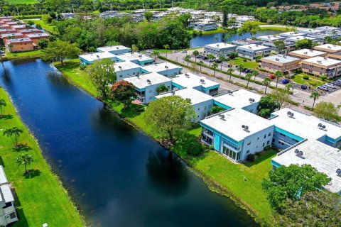 Copropriété à vendre à Delray Beach, Floride: 2 chambres, 85.47 m2 № 2146100 - photo 4