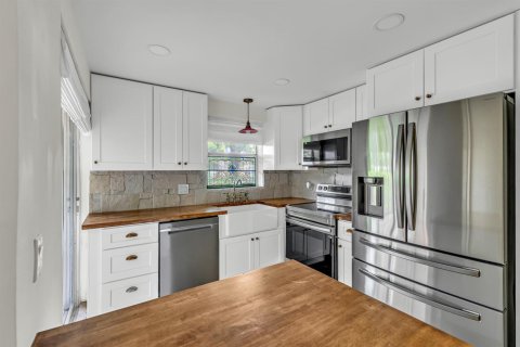 Condo in Boca Raton, Florida, 2 bedrooms  № 2248258 - photo 5
