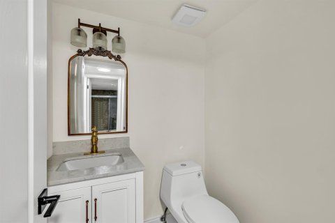 Condo in Boca Raton, Florida, 2 bedrooms  № 2248258 - photo 16