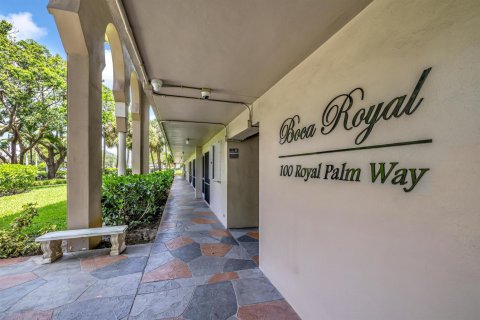 Condo in Boca Raton, Florida, 2 bedrooms  № 2248258 - photo 24