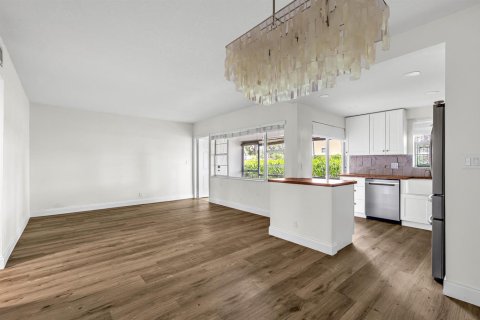 Condo in Boca Raton, Florida, 2 bedrooms  № 2248258 - photo 2