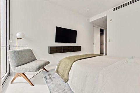 Copropriété à louer à Miami, Floride: 4 chambres, 334.54 m2 № 1960344 - photo 16