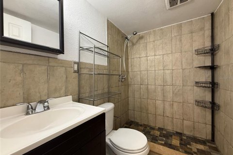 Condo in Tampa, Florida, 2 bedrooms  № 1905302 - photo 14