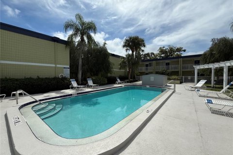 Condominio en alquiler en Tampa, Florida, 2 dormitorios, 68.38 m2 № 1905302 - foto 17