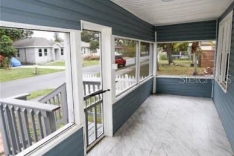 House in Gulfport, Florida 3 bedrooms, 93.09 sq.m. № 1771864 - photo 2