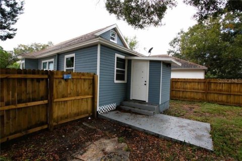 House in Gulfport, Florida 3 bedrooms, 93.09 sq.m. № 1771864 - photo 17