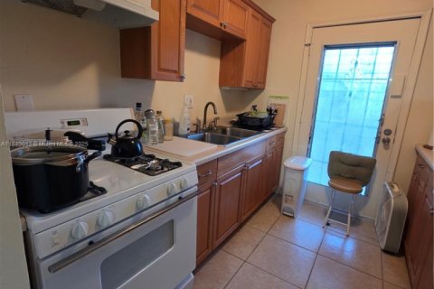 Copropriété à vendre à Miami Gardens, Floride: 2 chambres, 96.71 m2 № 1939380 - photo 9