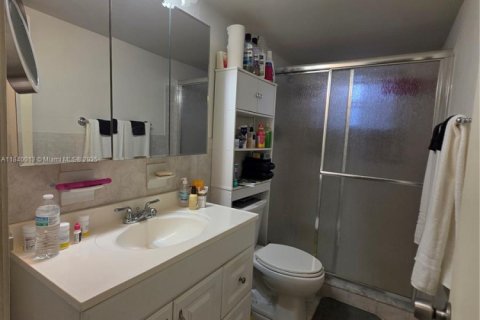 Copropriété à vendre à Miami Gardens, Floride: 2 chambres, 96.71 m2 № 1939380 - photo 17