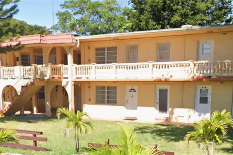 Copropriété à vendre à Miami Gardens, Floride: 2 chambres, 96.71 m2 № 1939380 - photo 1