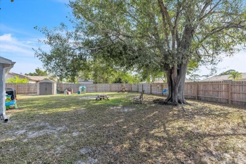 Villa ou maison à vendre à North Port, Floride: 2 chambres, 94.95 m2 № 2094007 - photo 30
