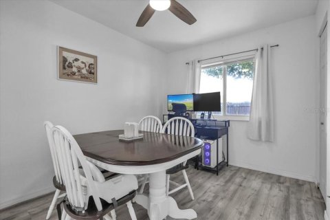 Villa ou maison à vendre à North Port, Floride: 2 chambres, 94.95 m2 № 2094007 - photo 14