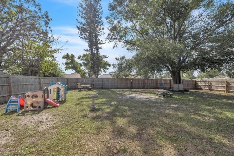 Villa ou maison à vendre à North Port, Floride: 2 chambres, 94.95 m2 № 2094007 - photo 29