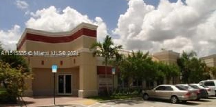 Bureau à Pembroke Pines, Floride № 952393