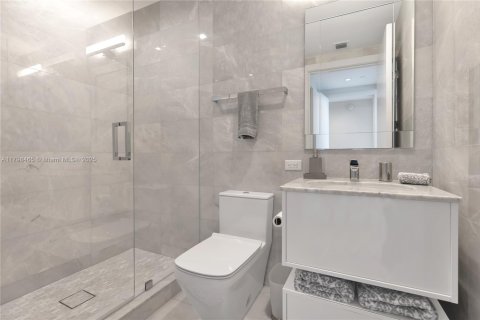 Copropriété à louer à Sunny Isles Beach, Floride: 3 chambres, 259.85 m2 № 1872200 - photo 23