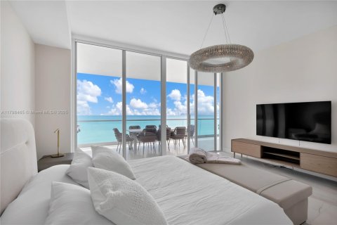 Copropriété à louer à Sunny Isles Beach, Floride: 3 chambres, 259.85 m2 № 1872200 - photo 15