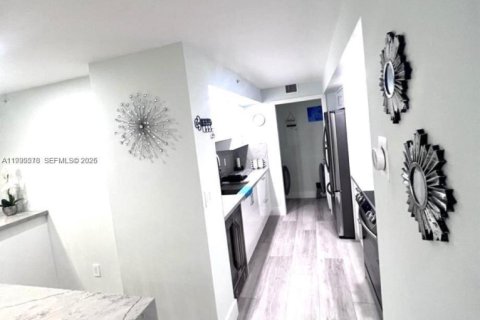 Appartement à louer à Miami Beach, Floride: 1 chambre, 75.07 m2 № 2256368 - photo 10
