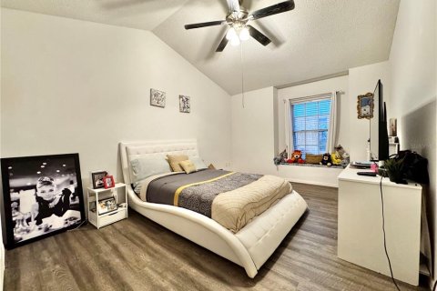 Villa ou maison à louer à Kissimmee, Floride: 4 chambres, 269.97 m2 № 2156051 - photo 15