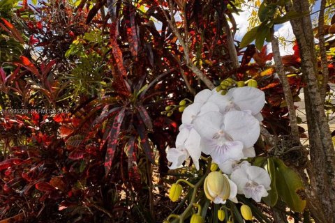 Casa en venta en Miami, Florida, 3 dormitorios, 184.5 m2 № 2058173 - foto 23