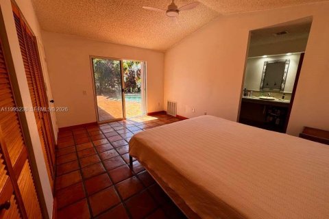 Casa en venta en Miami, Florida, 3 dormitorios, 184.5 m2 № 2058173 - foto 13