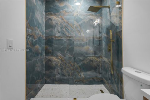 Casa en venta en Miami Gardens, Florida, 3 dormitorios, 139.35 m2 № 2001770 - foto 18