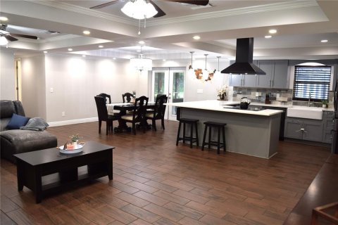 Casa en venta en Dade City, Florida, 3 dormitorios, 154.4 m2 № 1909881 - foto 7