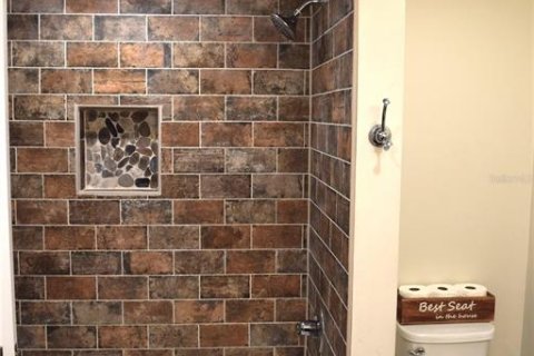 Casa en venta en Dade City, Florida, 3 dormitorios, 154.4 m2 № 1909881 - foto 16