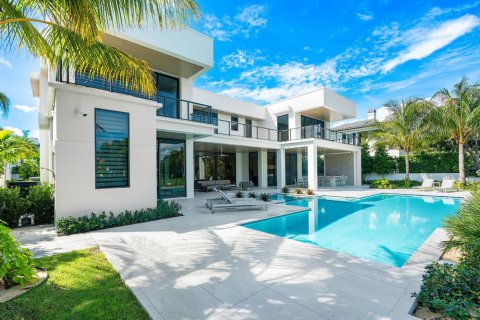 House in Boca Raton, Florida 5 bedrooms, 700.11 sq.m. № 2190696 - photo 29