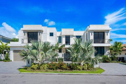 House in Boca Raton, Florida 5 bedrooms, 700.11 sq.m. № 2190696 - photo 6