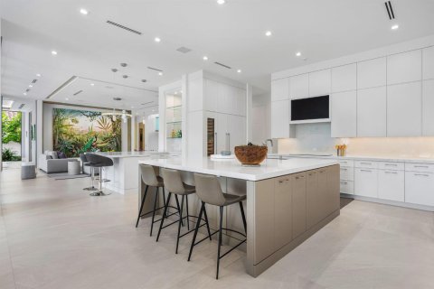 House in Boca Raton, Florida 5 bedrooms, 700.11 sq.m. № 2190696 - photo 22