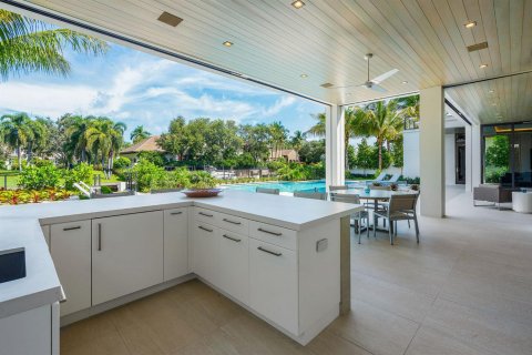 House in Boca Raton, Florida 5 bedrooms, 700.11 sq.m. № 2190696 - photo 26