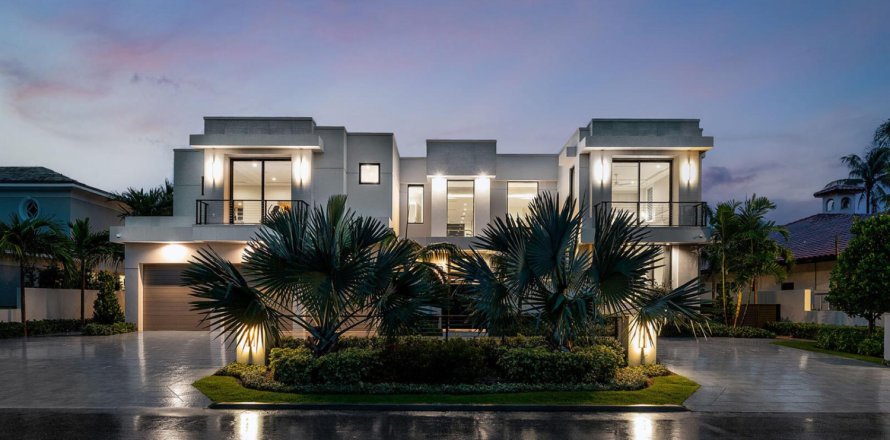 House in Boca Raton, Florida 5 bedrooms, 700.11 sq.m. № 2190696