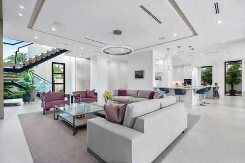 House in Boca Raton, Florida 5 bedrooms, 700.11 sq.m. № 2190696 - photo 16